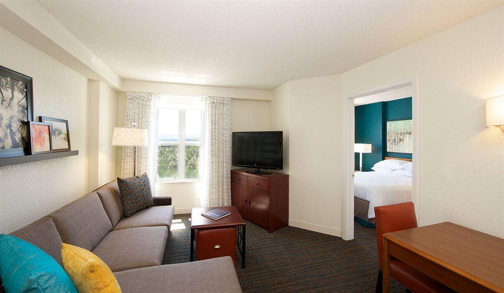 Residence Inn By Marriott Newark Silicon Valley Bagian luar foto