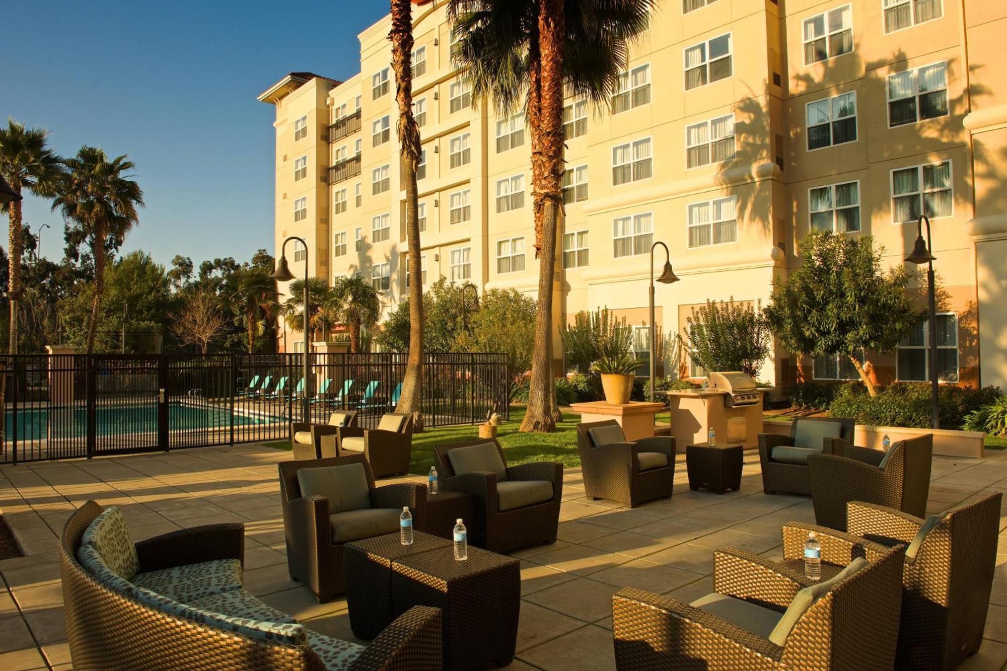 Residence Inn By Marriott Newark Silicon Valley Bagian luar foto