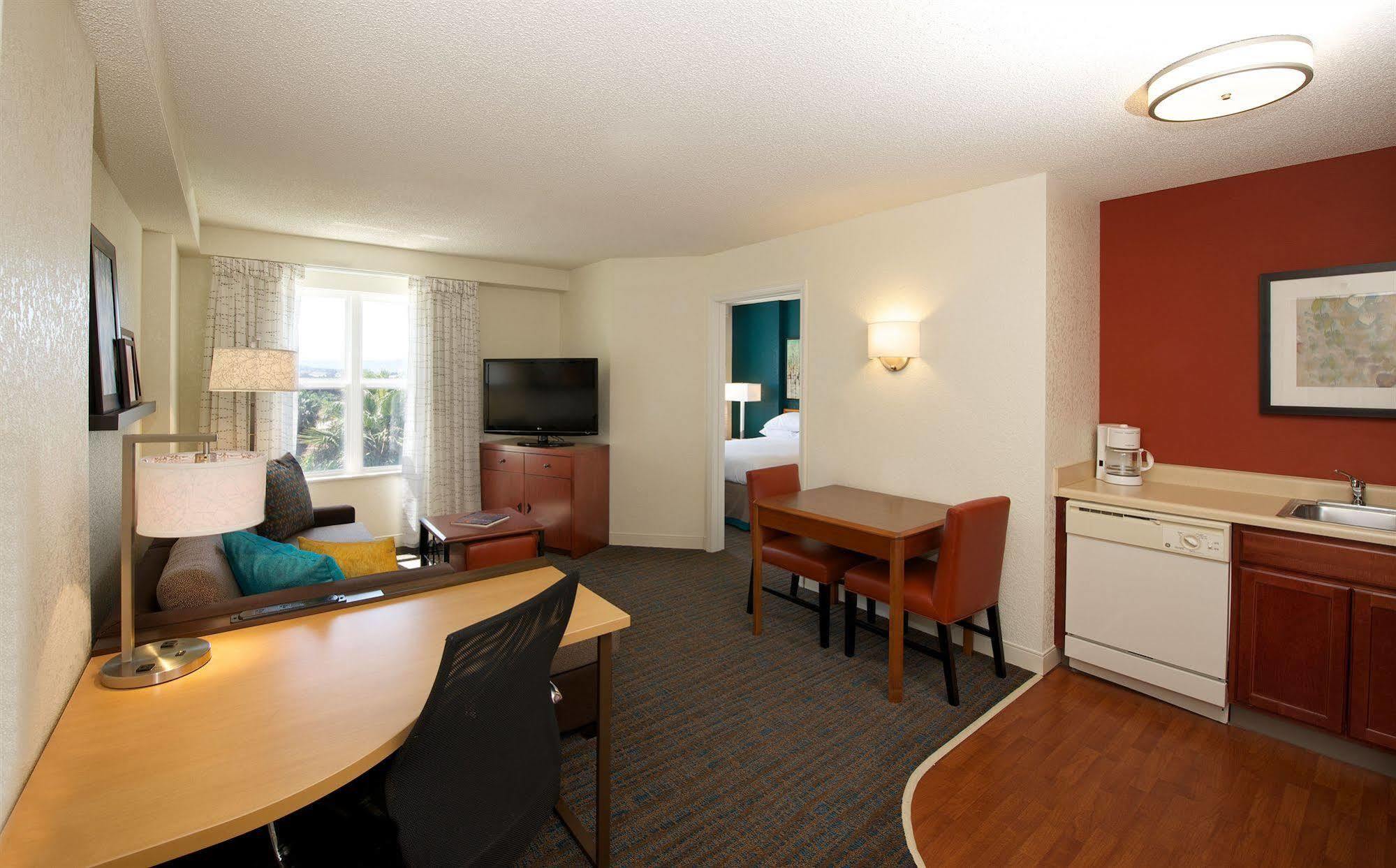 Residence Inn By Marriott Newark Silicon Valley Bagian luar foto