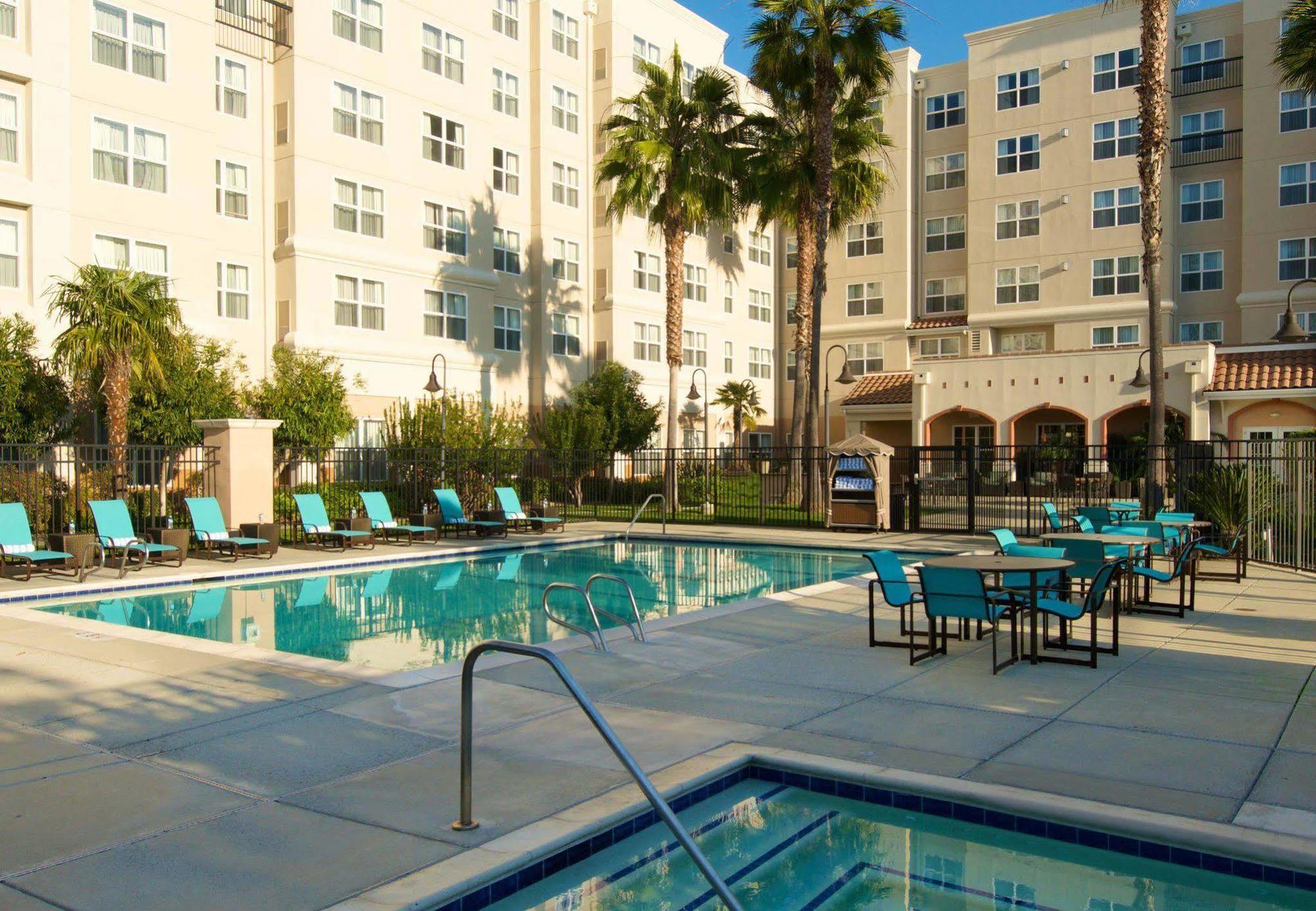 Residence Inn By Marriott Newark Silicon Valley Bagian luar foto